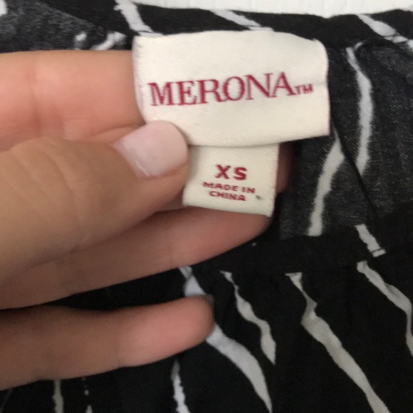 Black & White Maxi Dress - Picture 3 of 4